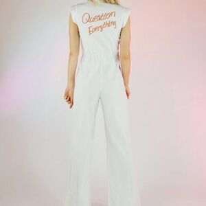 Lenni NWT size‎ XS Universe question everything white short sleeve jumpsuit